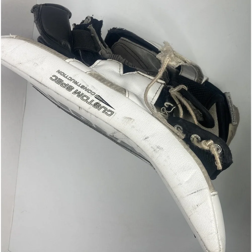 Vaughn V6 1000i PRO adult Ice Hockey Goalie Glove & Blocker Set